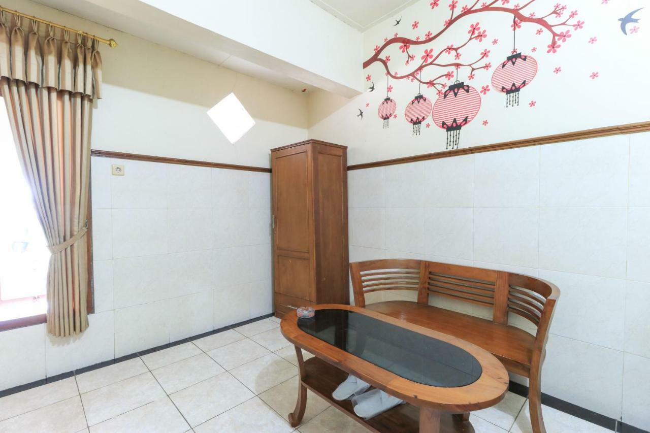 Naga Mas Hotel Mojokerto 外观 照片
